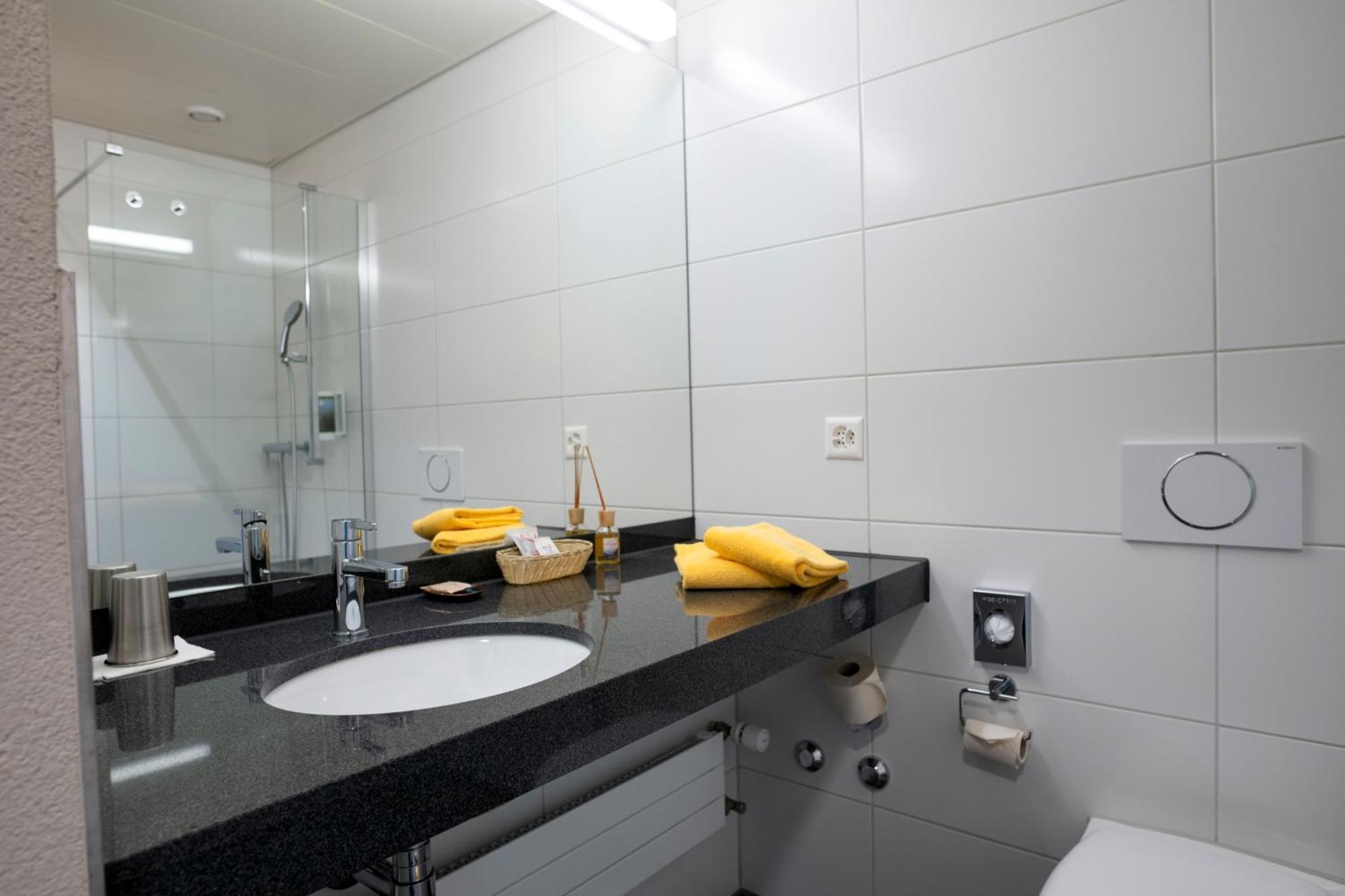 Villmergen Swiss Quality Hotel Extérieur photo
